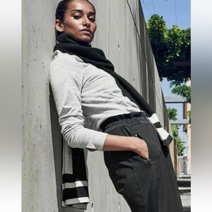 Athleta Sport Stripe Large  Wool Blend Travel Commute Scarf NWT